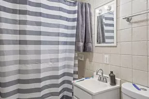 5226 W Eddy St, Chicago, IL 60641 - Photo 47