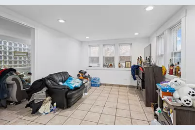 5226 W Eddy Street, Chicago, IL 60641 - Photo 45