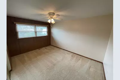 900 Georgean Lane, Schaumburg, IL 60193 - Photo 13