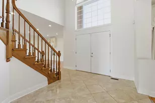 681 Castlerea Ln, Des Plaines, IL 60016 - Photo 11