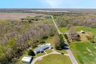 2689 Paul Rd, Salem, IL 62881 - Photo 47