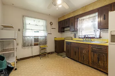 10535 S Peoria Street, Chicago, IL 60643 - Photo 7