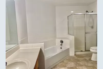 [Address not provided], Schaumburg, IL 60193 - Photo 9