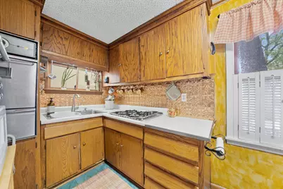 10218 S Prospect Avenue, Chicago, IL 60643 - Photo 9