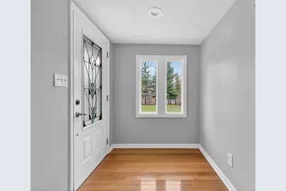 38W042 Silver Glen Road, Saint Charles, IL 60175 - Photo 5