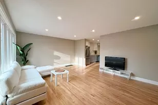 215 S Forest Ave, Palatine, IL 60074 - Photo 5