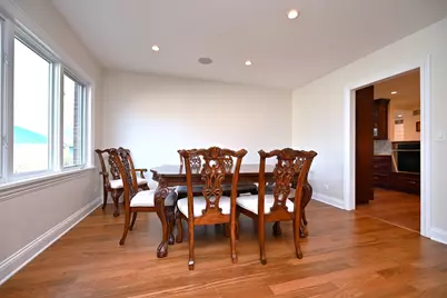 175 Lagoon Drive, Northfield, IL 60093 - Photo 11