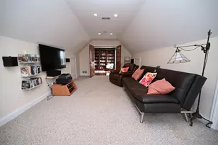 175 Lagoon Dr, Northfield, IL 60093 - Photo 43