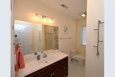 175 Lagoon Drive, Northfield, IL 60093 - Photo 33