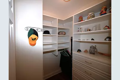 175 Lagoon Drive, Northfield, IL 60093 - Photo 37