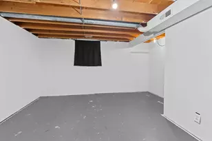 8911 Ramble Rd, Wonder Lake, IL 60097 - Photo 15