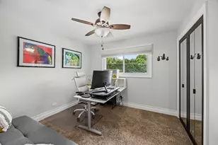 130 S Elm Tree Ln, Elmhurst, IL 60126 - Photo 15