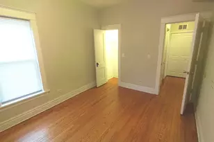 111 N Center St, Joliet, IL 60435 - Photo 9