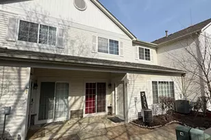 87 Braxton Ln, Aurora, IL 60504 - Photo 1