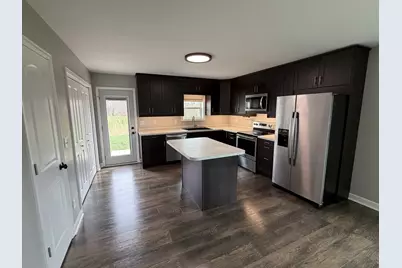 1099 Madison Avenue, Braidwood, IL 60408 - Photo 3