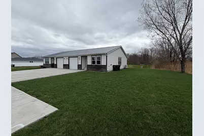 1099 Madison Avenue, Braidwood, IL 60408 - Photo 1