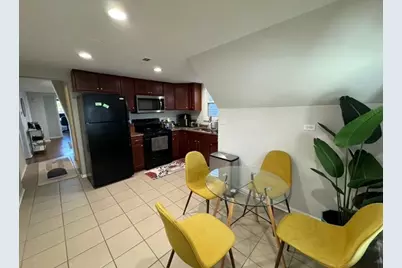 3942 N Bernard Street #2, Chicago, IL 60618 - Photo 3