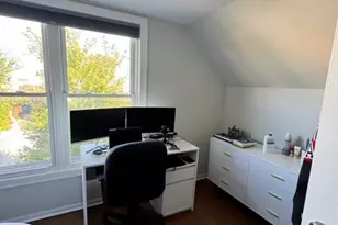 3942 N Bernard St, Chicago, IL 60618 - Photo 9