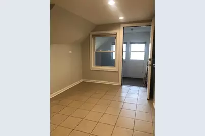 3942 N Bernard Street #2, Chicago, IL 60618 - Photo 5