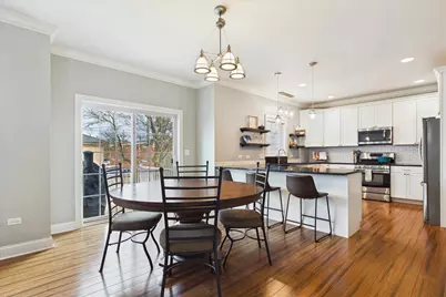 811 Michigan Street, Wheaton, IL 60187 - Photo 9