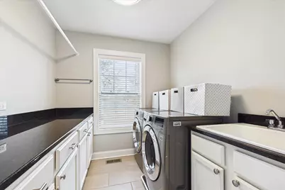 811 Michigan Street, Wheaton, IL 60187 - Photo 21