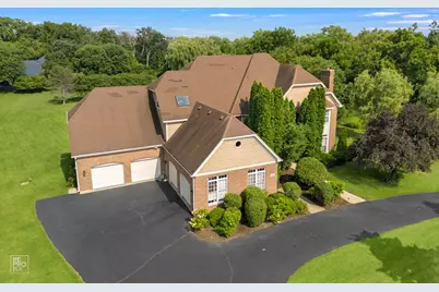 6709 Oakwood Manor Drive, Crystal Lake, IL 60012 - Photo 1