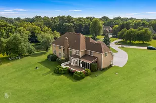 6709 Oakwood Manor Dr, Crystal Lake, IL 60012 - Photo 43