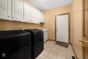 6709 Oakwood Manor Dr, Crystal Lake, IL 60012 - Photo 37