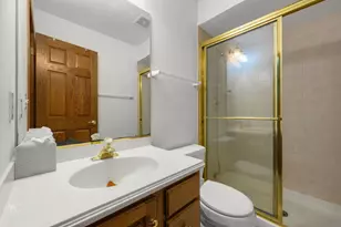 6709 Oakwood Manor Dr, Crystal Lake, IL 60012 - Photo 29
