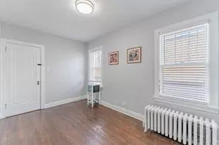 4933 W Berenice Ave, Chicago, IL 60641 - Photo 9