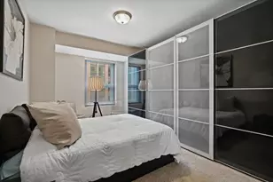 160 E Illinois St, Chicago, IL 60611 - Photo 9