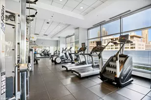 160 E Illinois St, Chicago, IL 60611 - Photo 17