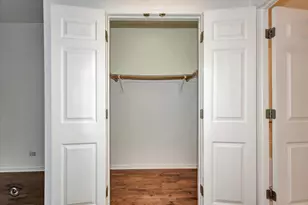 1222 Depot St, Glenview, IL 60025 - Photo 9