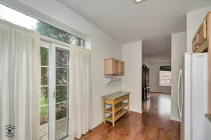 1222 Depot St, Glenview, IL 60025 - Photo 7