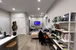 3757 N Sheffield Ave, Chicago, IL 60613 - Photo 7