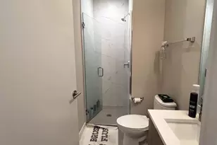 3757 N Sheffield Ave, Chicago, IL 60613 - Photo 21