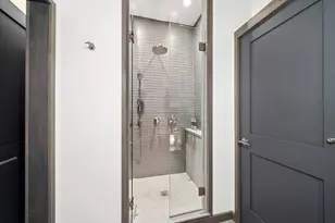 1529 N Harding Ave, Chicago, IL 60651 - Photo 37