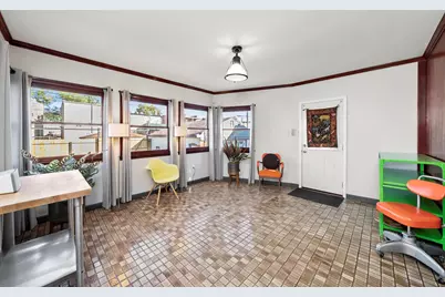 1529 N Harding Avenue, Chicago, IL 60651 - Photo 37