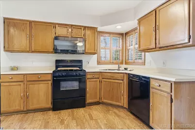 [Address not provided], Geneva, IL 60134 - Photo 11