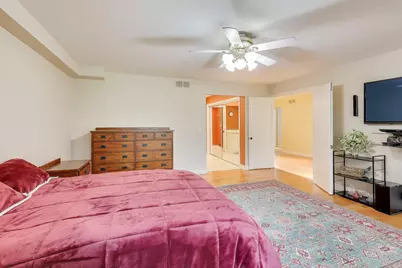 211 Briarwood Pass, Oak Brook, IL 60523 - Photo 25