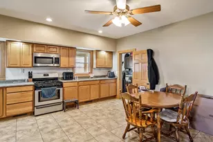 10182 N Adeline Rd, German Valley, IL 61039 - Photo 15