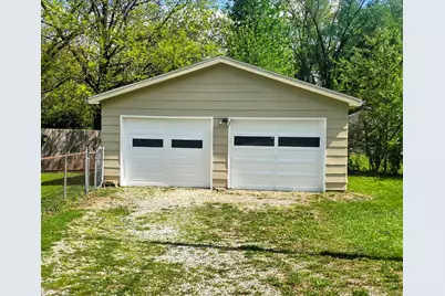 829 E Old Route 47 Road, Monticello, IL 61856 - Photo 15