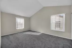 1784 McCormick Ln, Hanover Park, IL 60133 - Photo 9