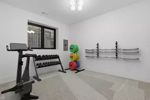 2156 N Claremont St, Chicago, IL 60647 - Photo 29