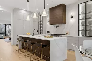 2156 N Claremont St, Chicago, IL 60647 - Photo 5