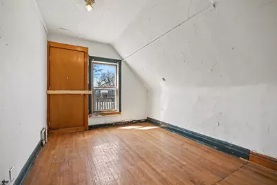 4638 N Hamlin Avenue, Chicago, IL 60625 - Photo 17