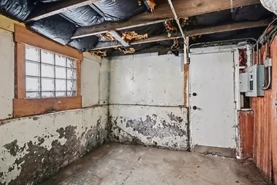 4638 N Hamlin Avenue, Chicago, IL 60625 - Photo 19