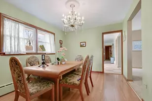 4117 W 91st Pl, Oak Lawn, IL 60453 - Photo 5