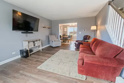 946 Pin Oak Circle, Cary, IL 60013 - Photo 7