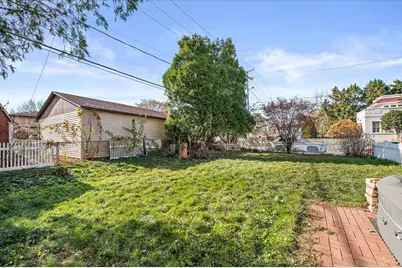 1060 Catherine Street, Joliet, IL 60435 - Photo 15